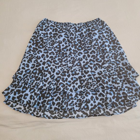Never Worn! Blue Knee Length Skirt from Banana Republicic - Picture 1 of 2